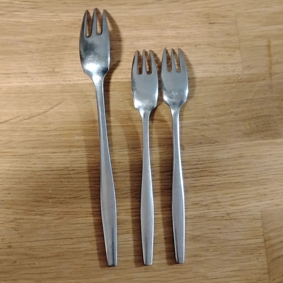 3 Dansk Variation V Forks 1 Dinner 2 Salad IHQ Denmark Finland Germany - Picture 4 of 7